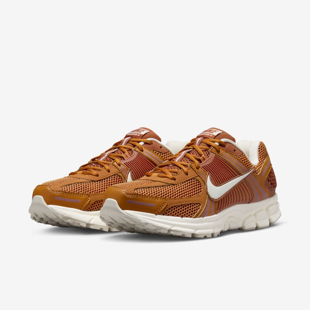 - HQZ Nike Zoom Vomero 5 HJ9123-815