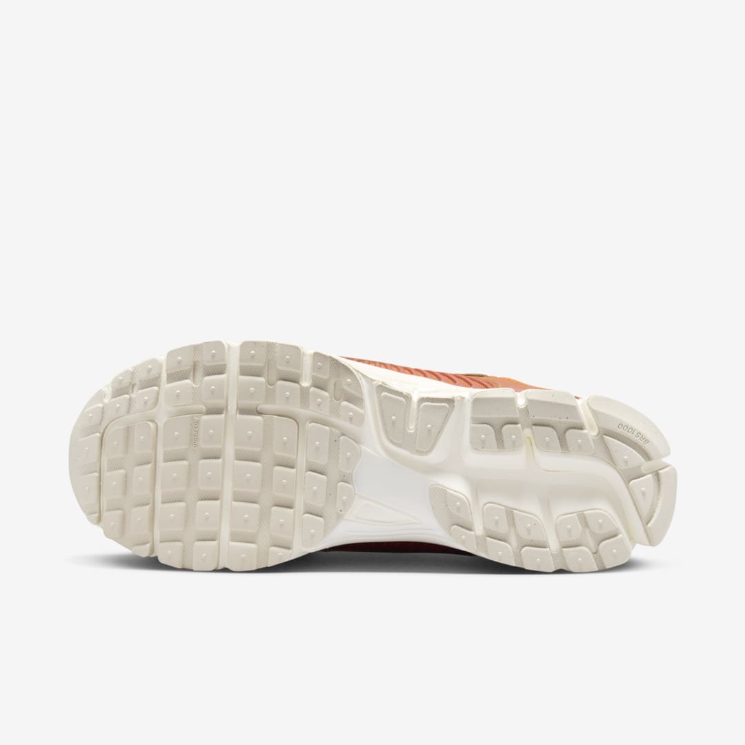 - HQZ Nike Zoom Vomero 5 HJ9123-815