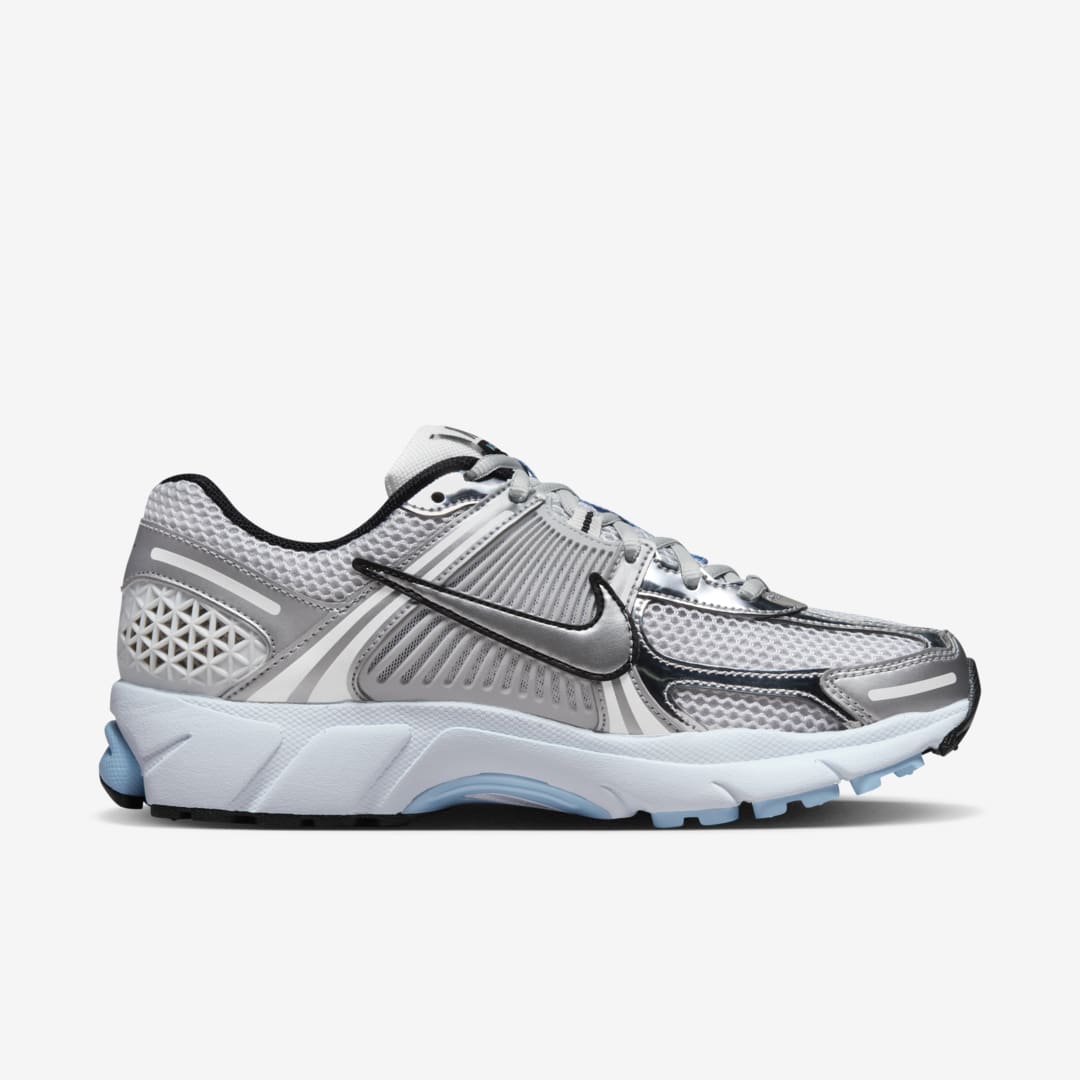 - HQZ Nike Zoom Vomero 5 WMNS HF1877-100
