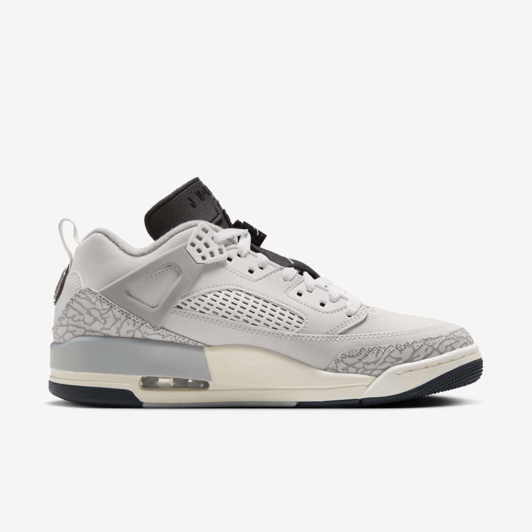 - HQZ Jordan Spizike Low HQ1191-011