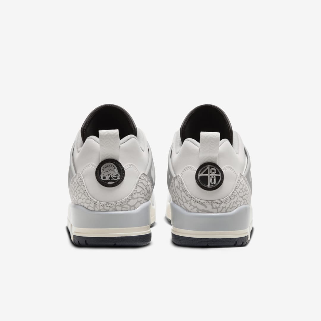 - HQZ Jordan Spizike Low HQ1191-011