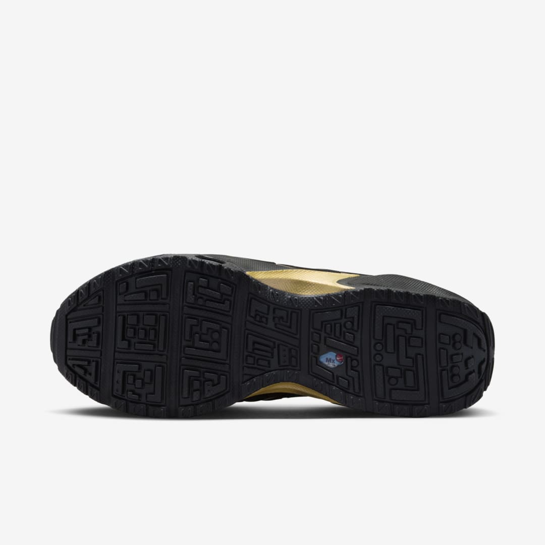 - HQZ Nike Air Max Sunder HJ4130-002