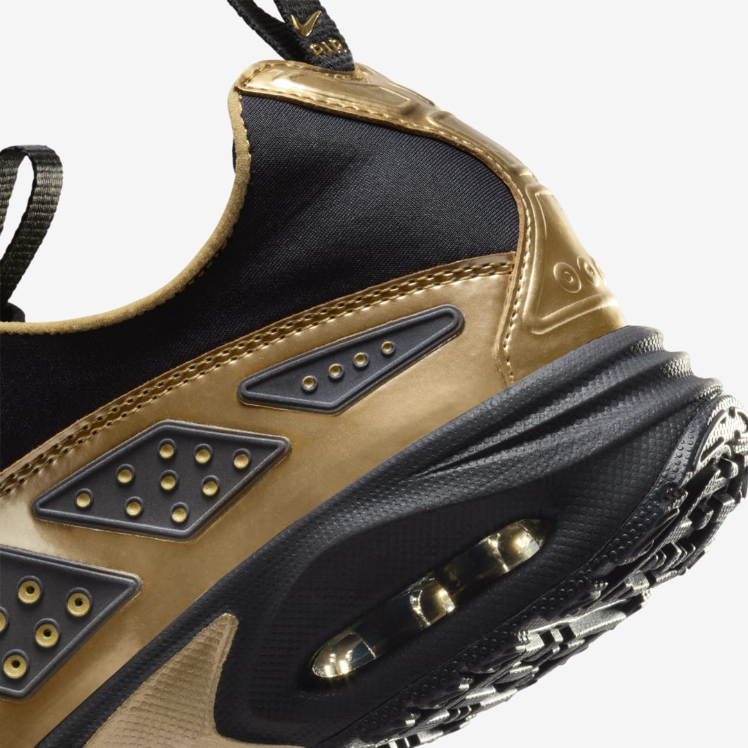 - HQZ Nike Air Max Sunder HJ4130-002