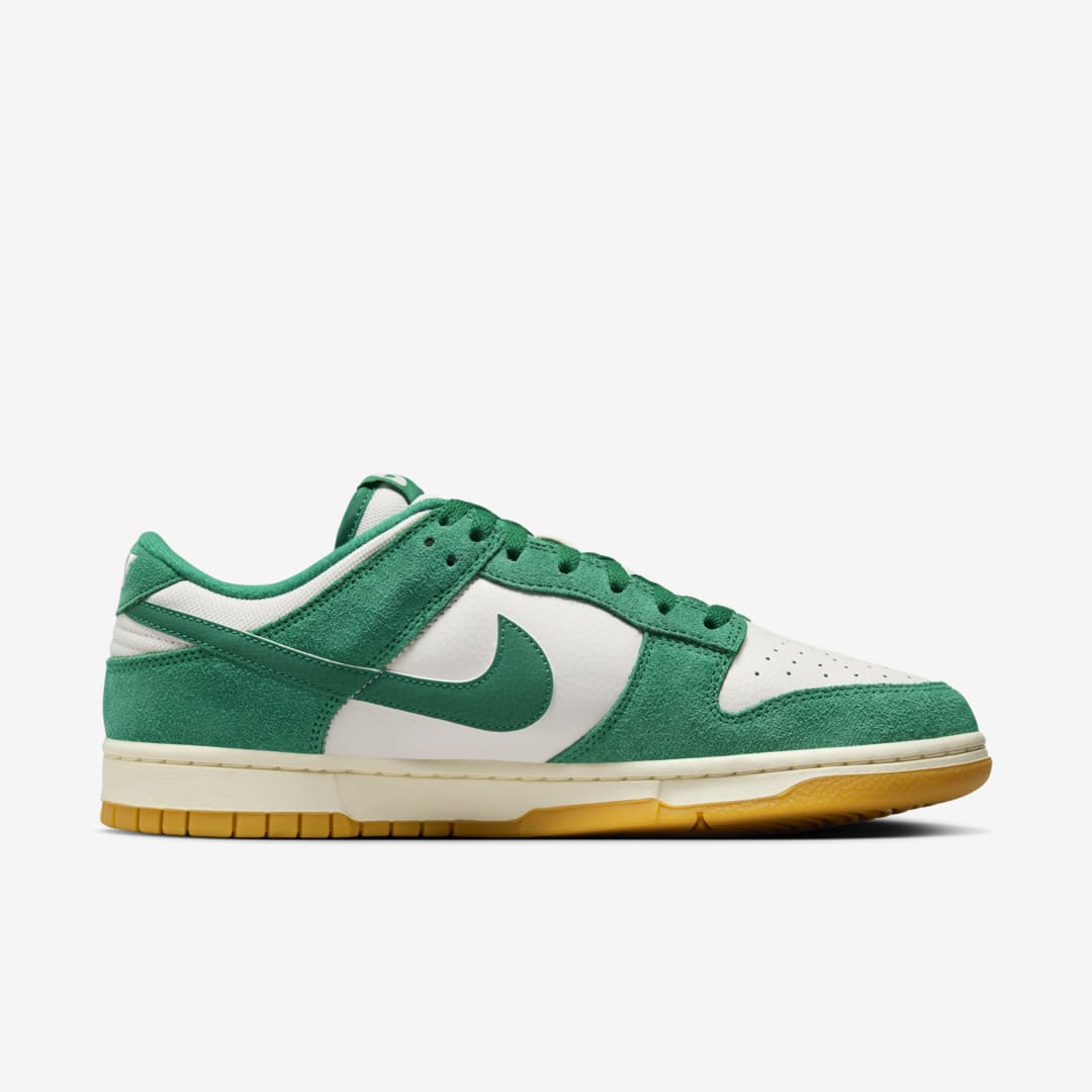 - HQZ Nike Dunk Low HQ1519-030
