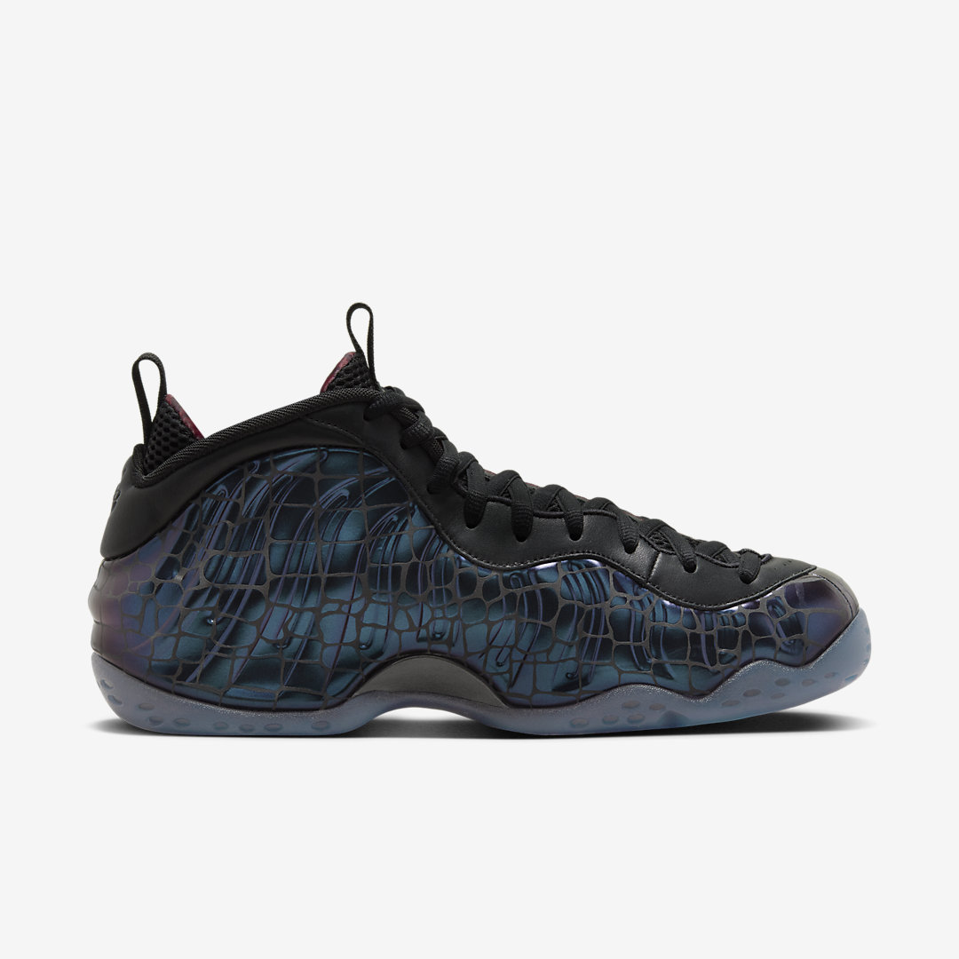 - HQZ Tekken 8 x Nike Air Foamposite One FQ9050-400
