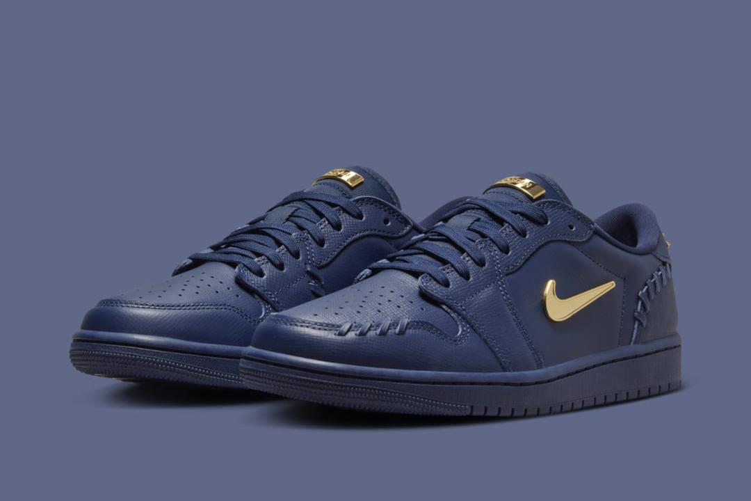 Air jordan 1 low navy blue on sale