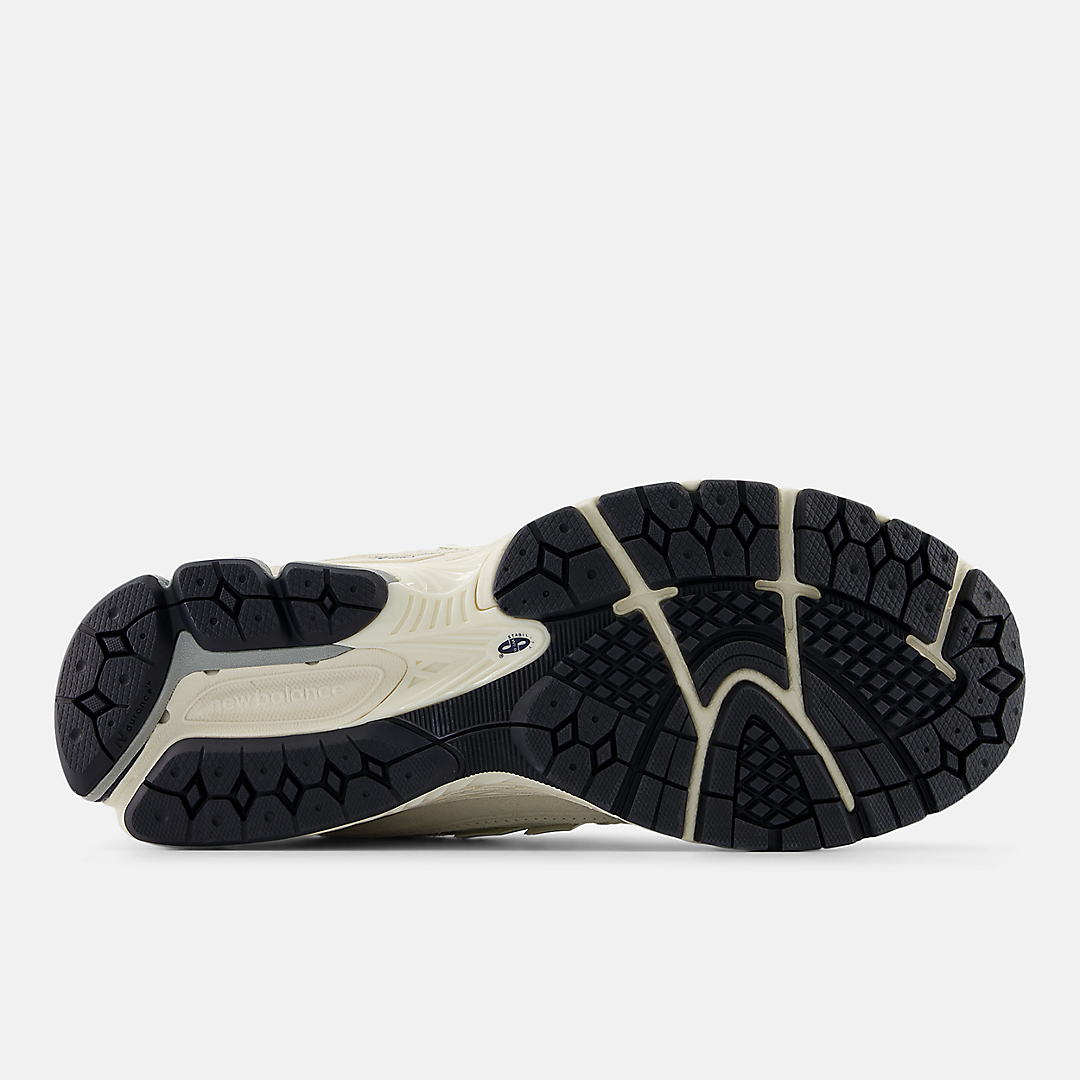 - HQZ New Balance 1906R M1906REK