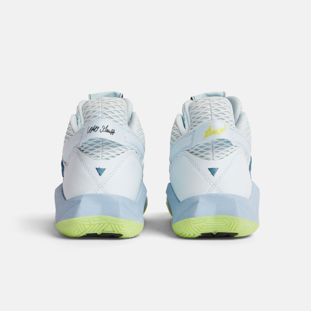 - HQZ New Balance Coco CG2