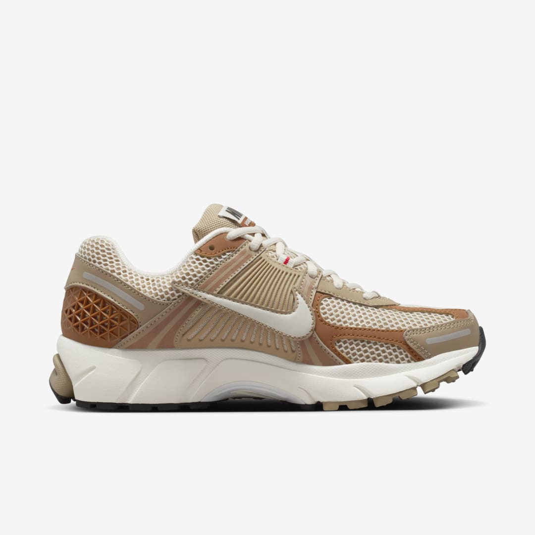 - HQZ Nike Zoom Vomero 5 WMNS HV0826-247
