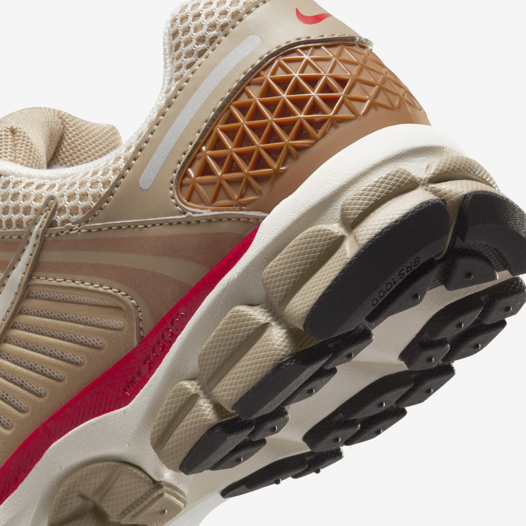 - HQZ Nike Zoom Vomero 5 WMNS HV0826-247