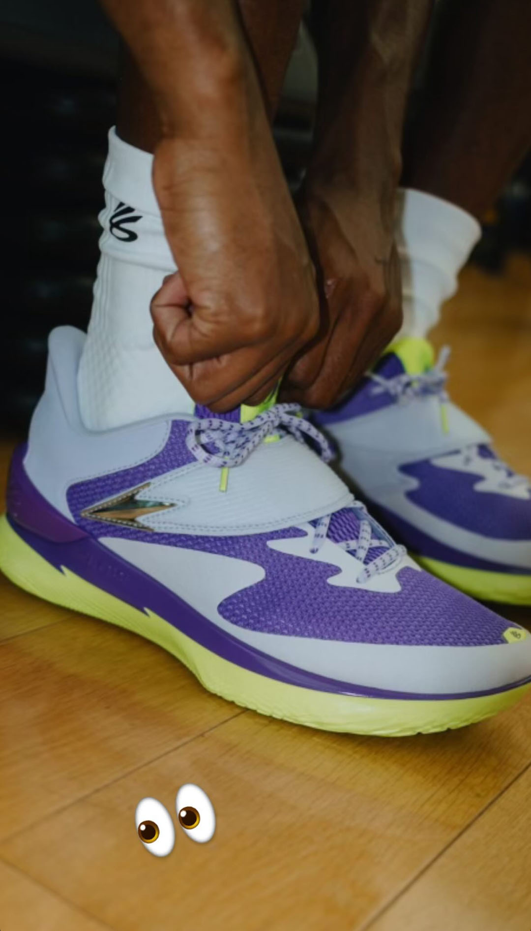 Curry 1 signature shoe discount
