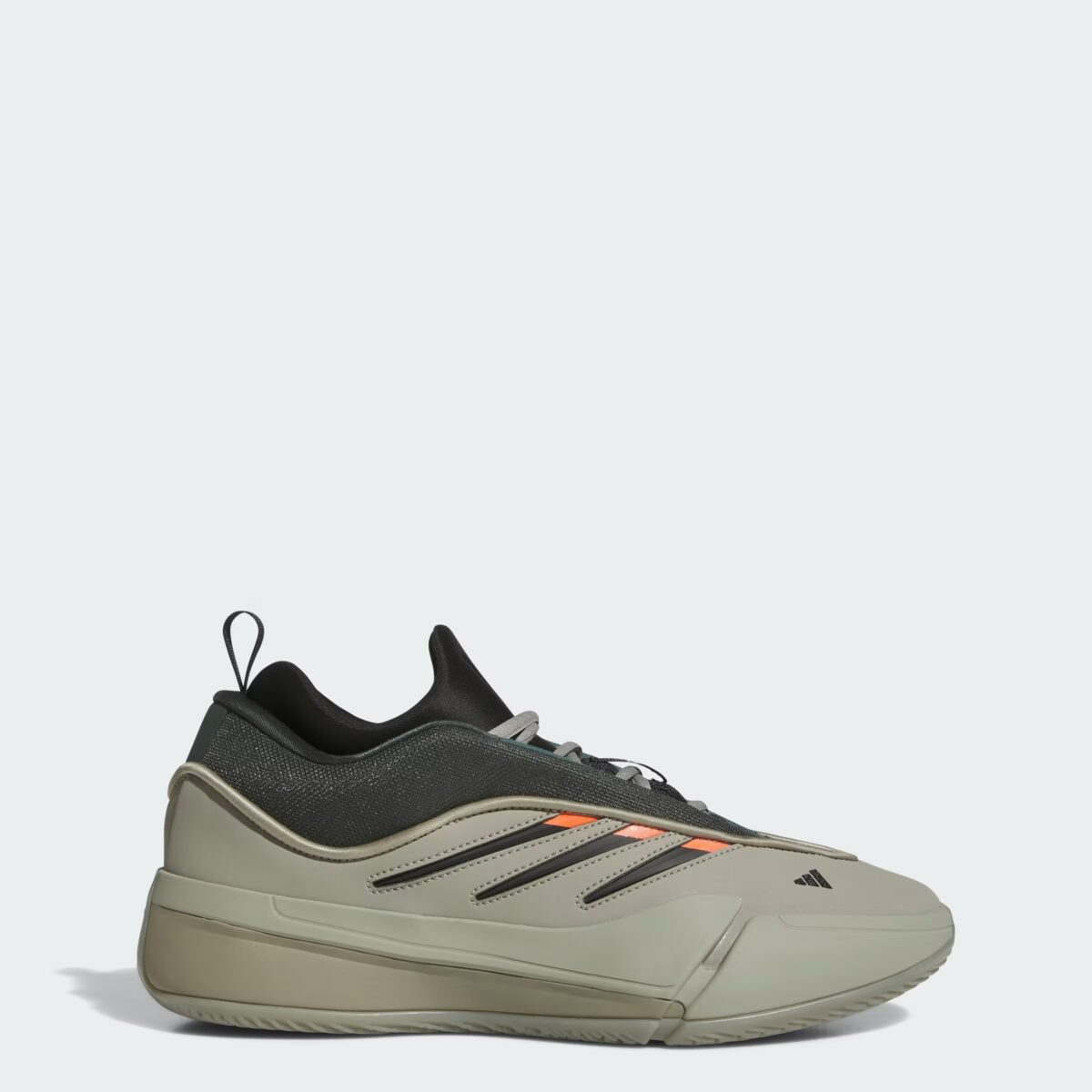 - HQZ adidas Dame 9 “Silver Pebble”