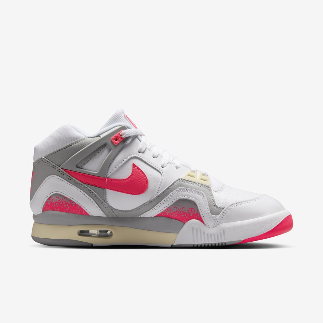 Nike air tech challenge 2 footlocker 2025