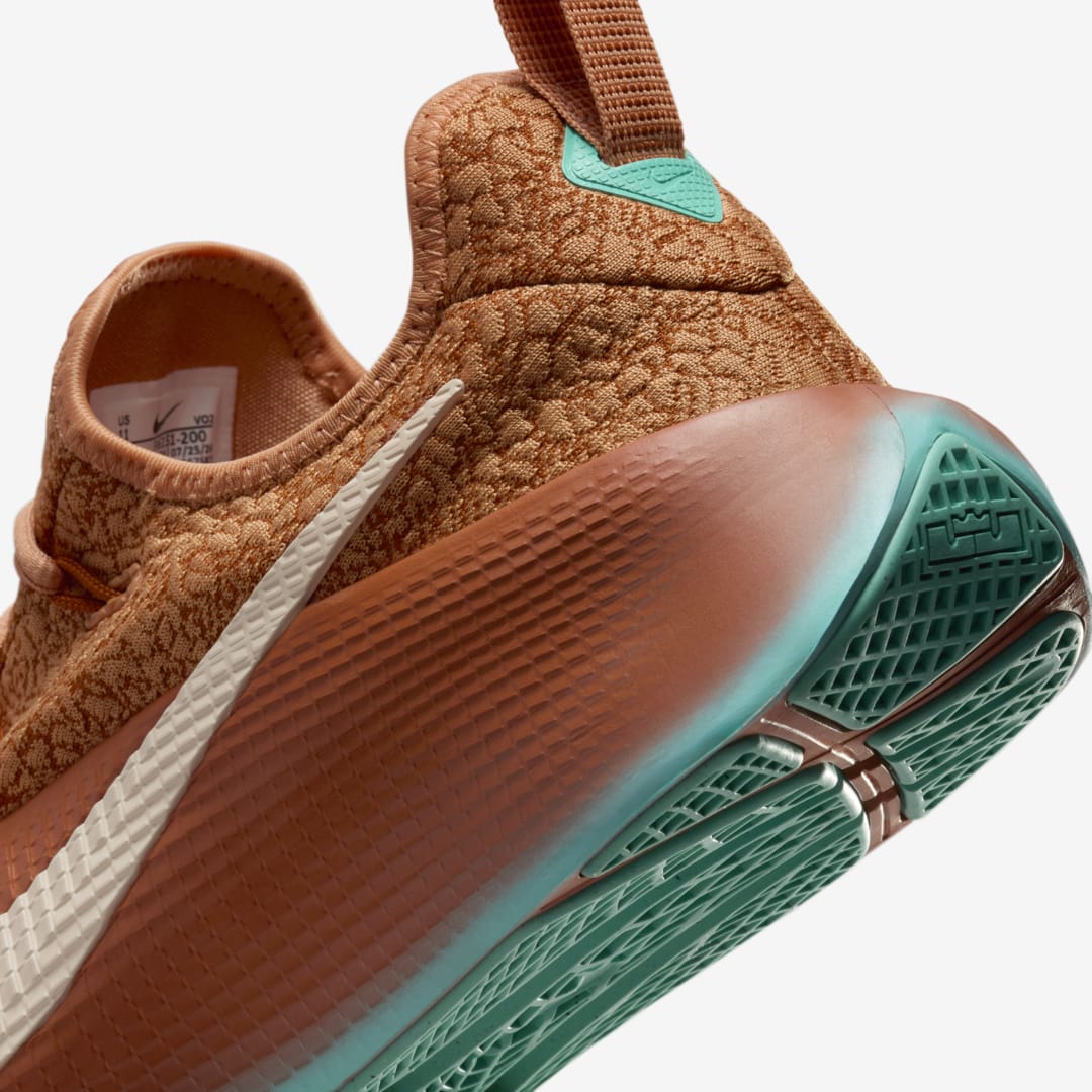 - HQZ Nike LeBron TR 1 FJ6151-200
