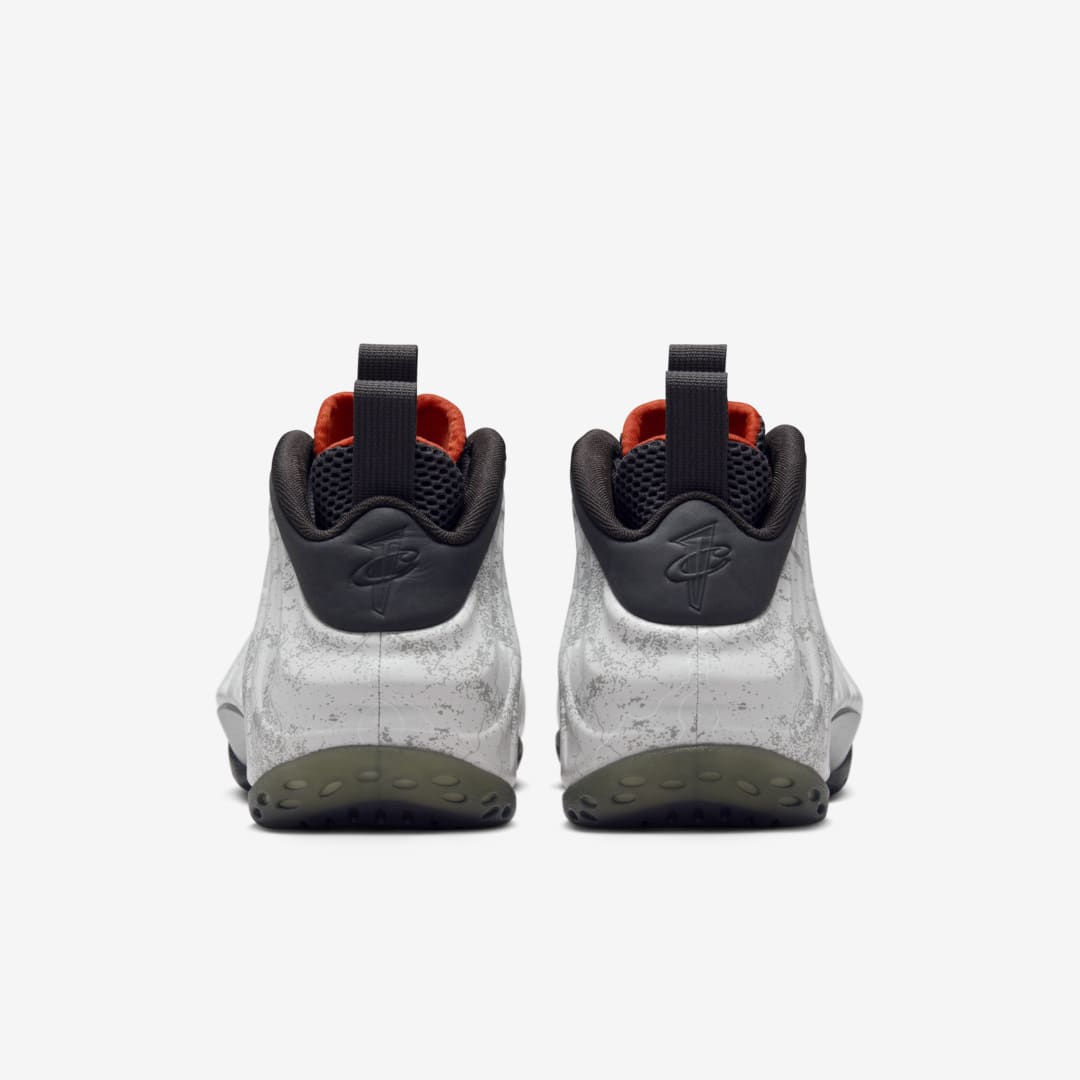 - HQZ Tekken x Nike Air Foamposite One PRM HF6367-001