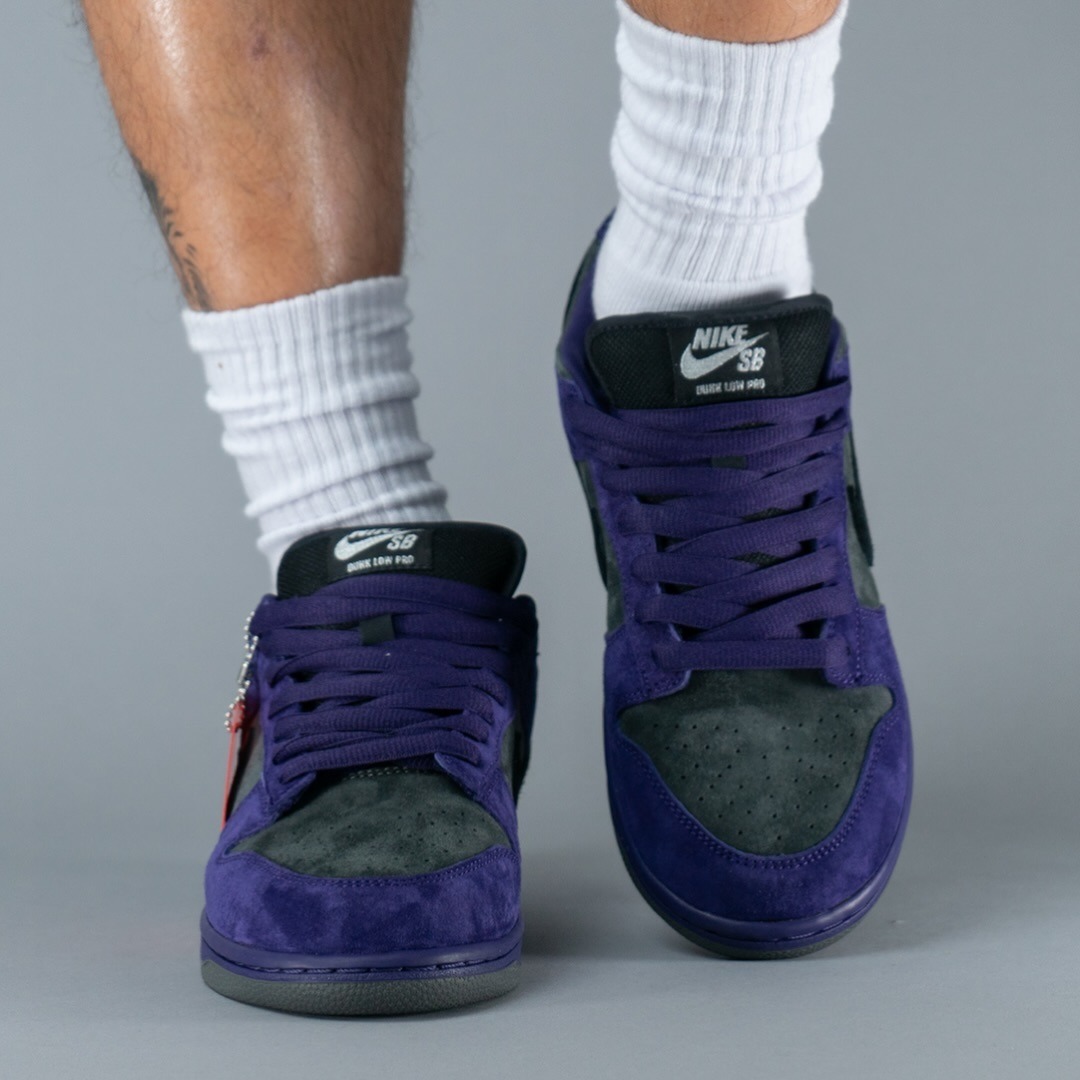 Supreme x Nike SB Dunk Low OG QS 