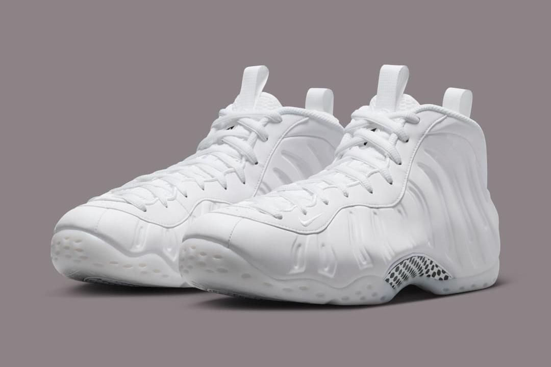 Nike Air Foamposite One "Triple White" HJ5195-100