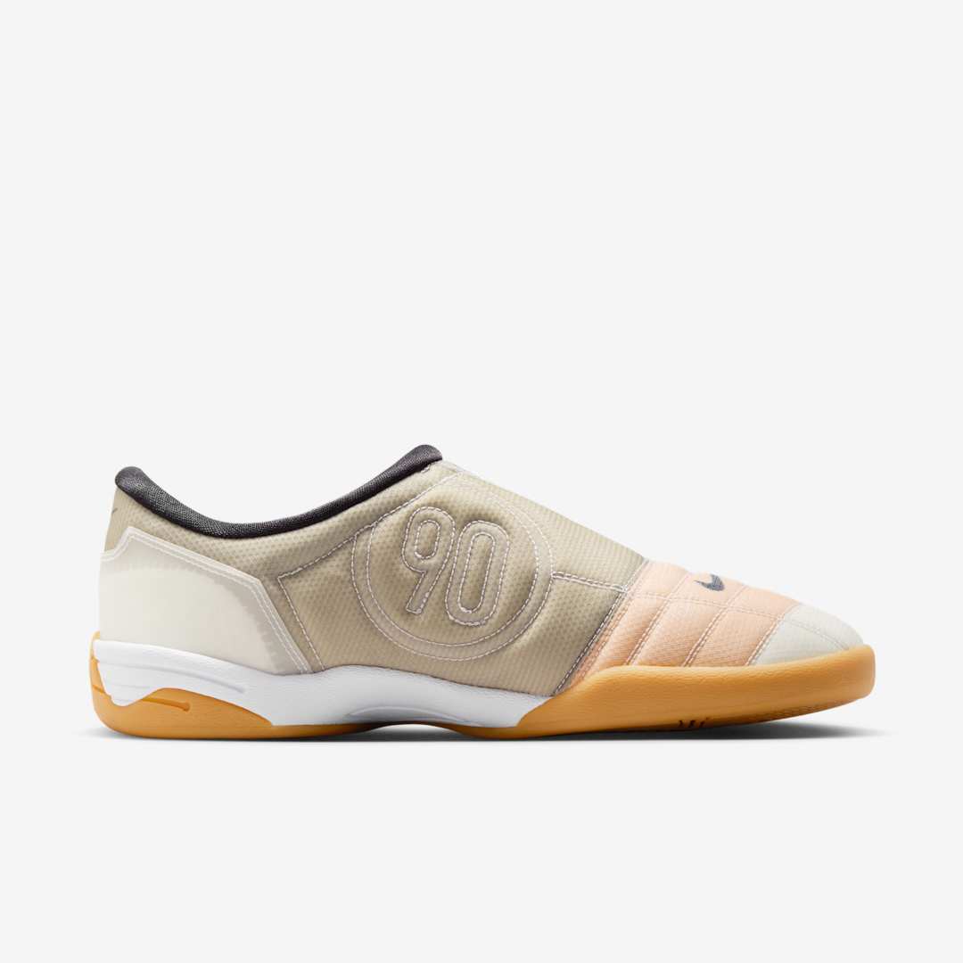 Nike Total 90 IB8182-100
