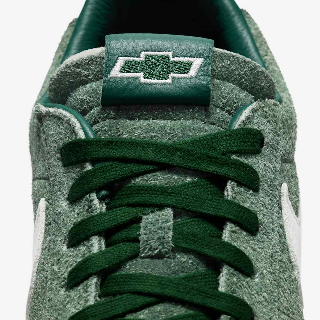 Chevrolet x Devin Booker x Nike Blazer Low "Team Dark Green" HV2197-300