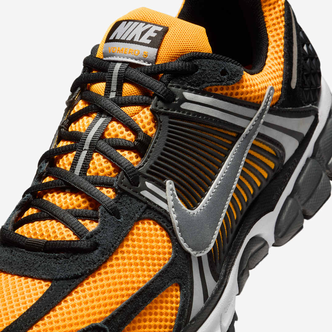 Nike Zoom Vomero 5 IF6211-700