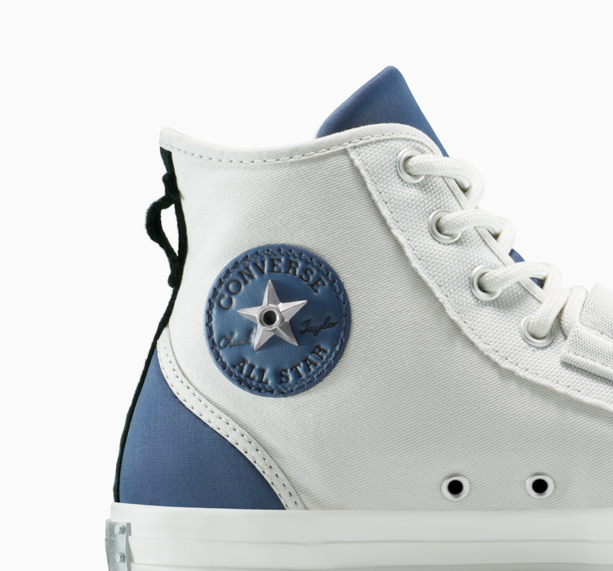NARUTO SHIPPUDEN x Converse Chuck Taylor All Star 