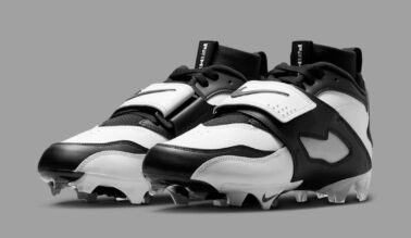 Nike Diamond Turf 93 TD "Black/White" HF5298-101