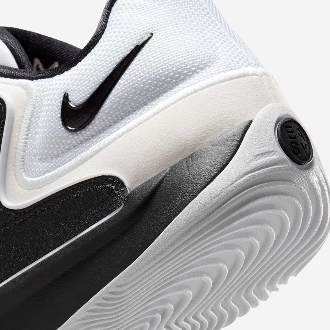 Nike KD 18 Team Banks IM0634-100