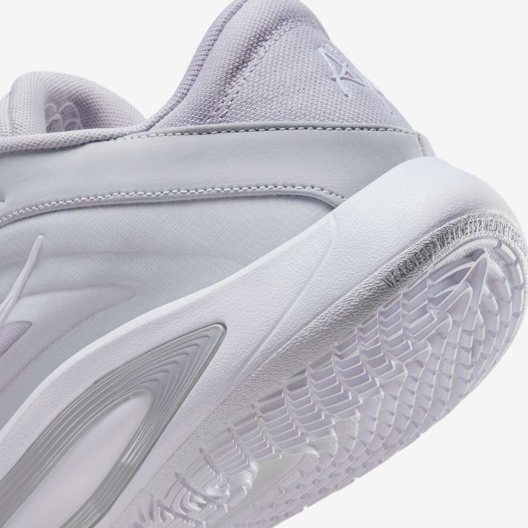 Nike A'One Team Banks HQ8500-002