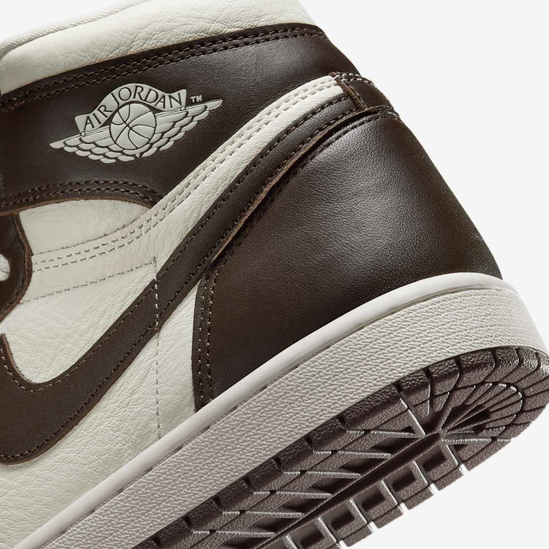Air Jordan 1 High OG WMNS "Baroque Brown" FD2596-200