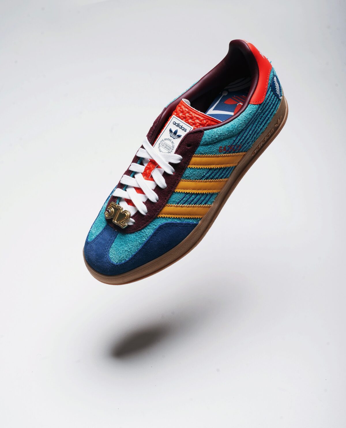 adidas gazelle silver green womens Adidas Gazelle Indoor X Sneaker Junkies "Clam Chowder" IH1392 warvan c