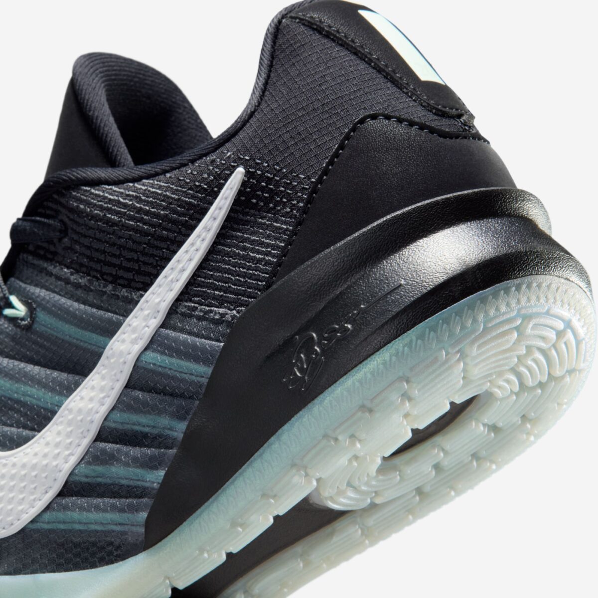 Sabrina 3 Morale ナイキ Nike Sabrina 3 