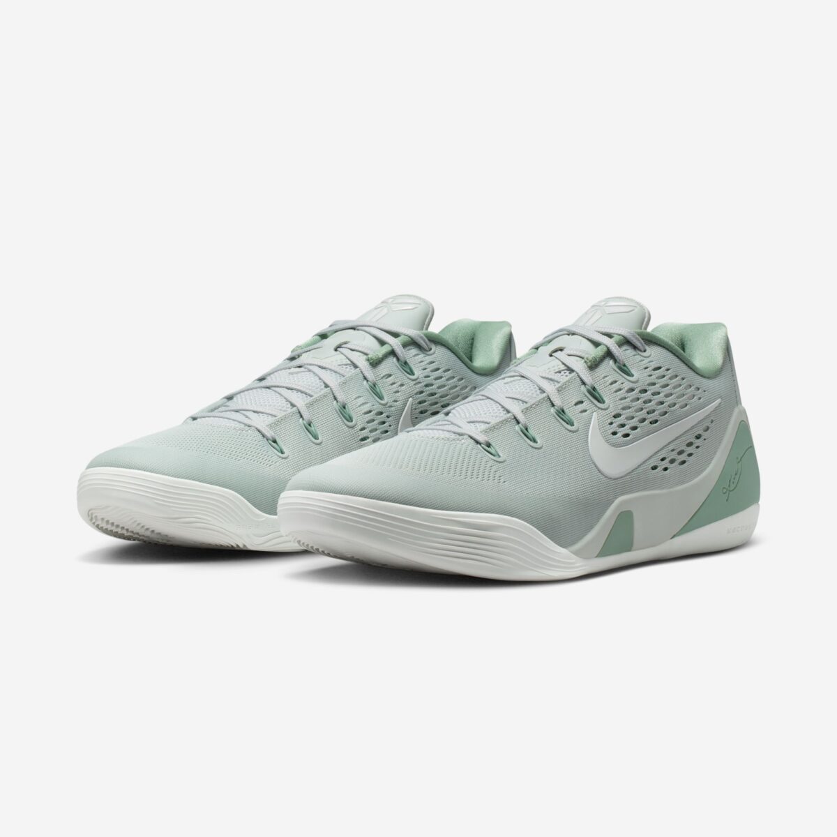 Nike Kobe 9 Elite Low Protro 