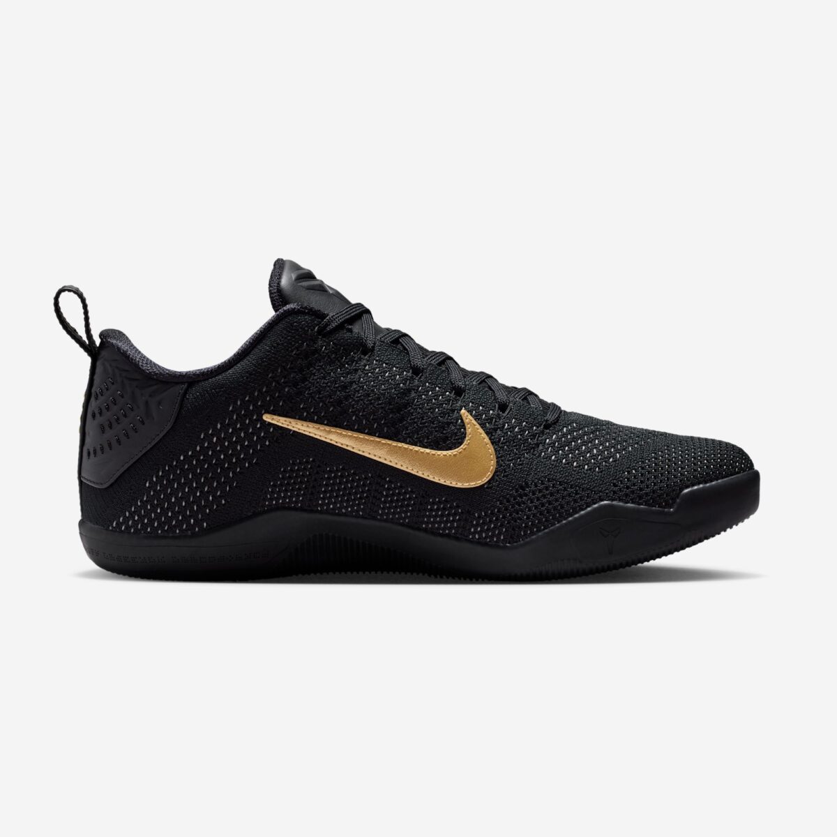 Nike Kobe 11 “Fade To Black” 回归 4