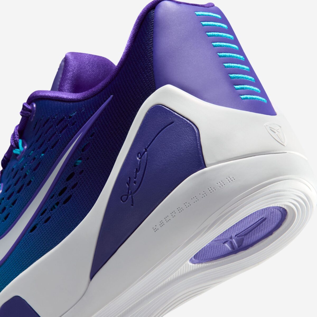 Nike Kobe 9 Low EM Protro 