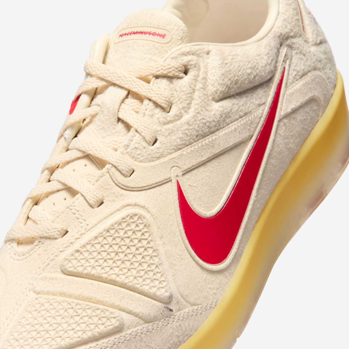 PEACEMINUSONE x Nike Cryoshot CTR 360 